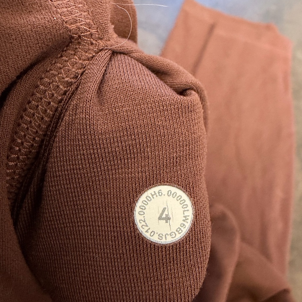 Lululemon Align 23” Java Size 4 - image 6